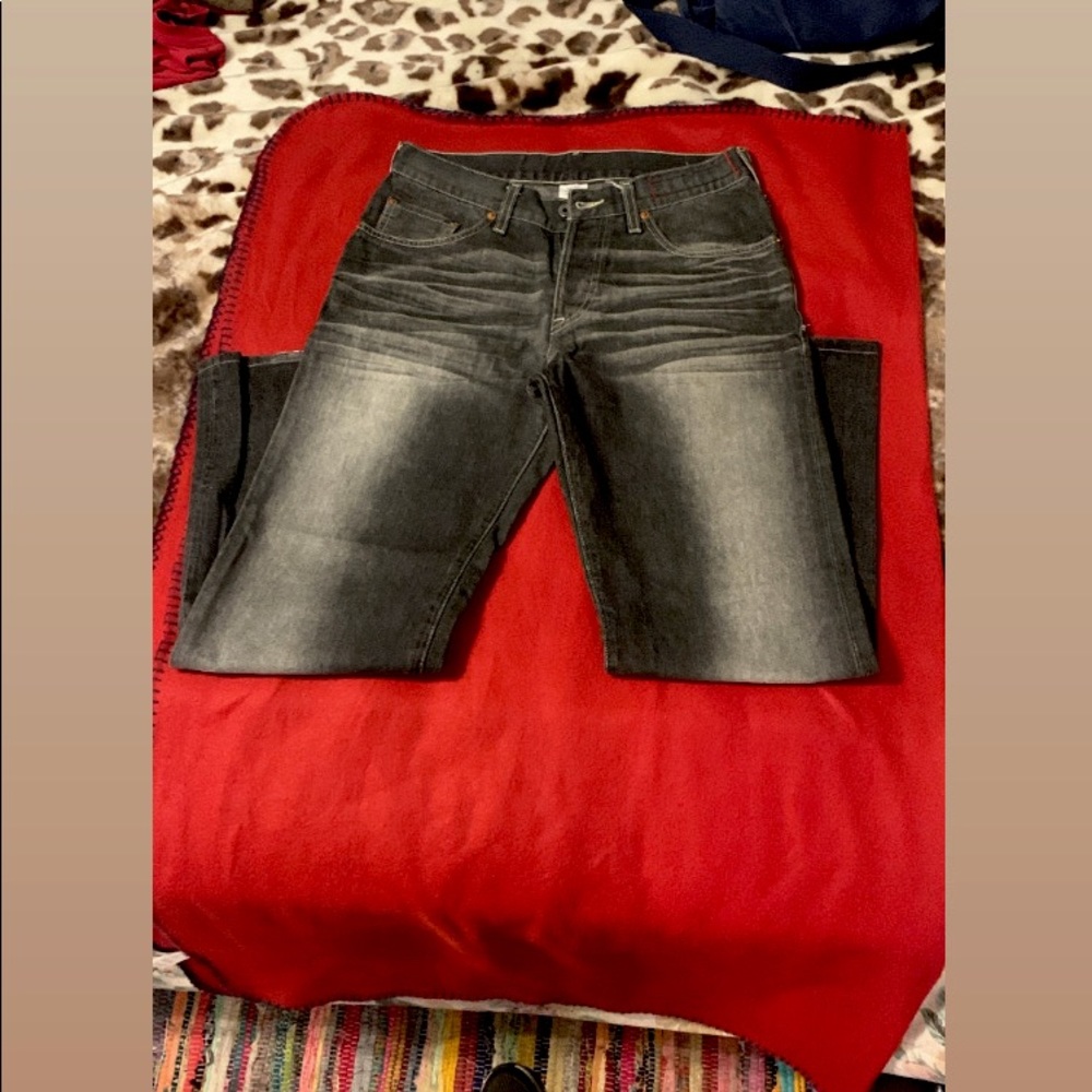 Mens jeans.